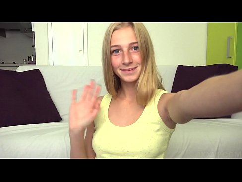 ❤️ Když se nudím, líně masturbuji svou růžovou kundičku ❌ Šukání video u nás ❌