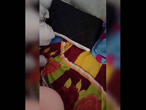 ❤️ Moje spolubydlící zůstává doma sama, protože její manžel jede na dovolenou a já využívám příležitosti, abych ji ošukal a naplnil jí prdelku mlékem. ❌ Šukání video u nás ❌