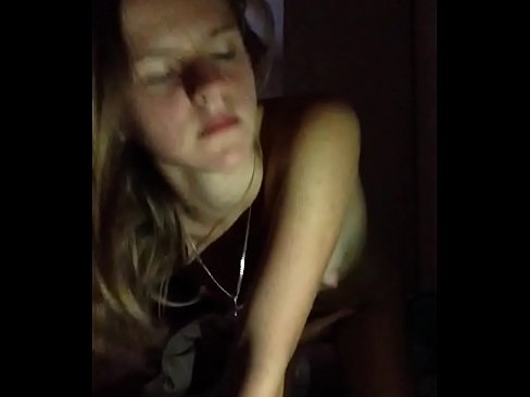 ❤️ Dívka masturbuje a udělá se ❌ Šukání video u nás ❌